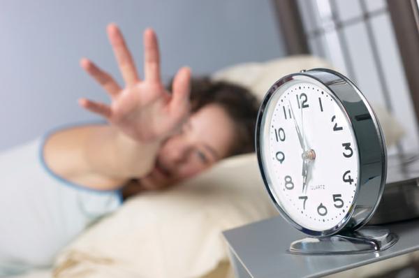 How minor sleep deprivation ruins your sleep – and your health